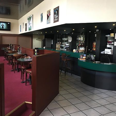 Firmhotel Le 37 Firminy Zewnętrze zdjęcie